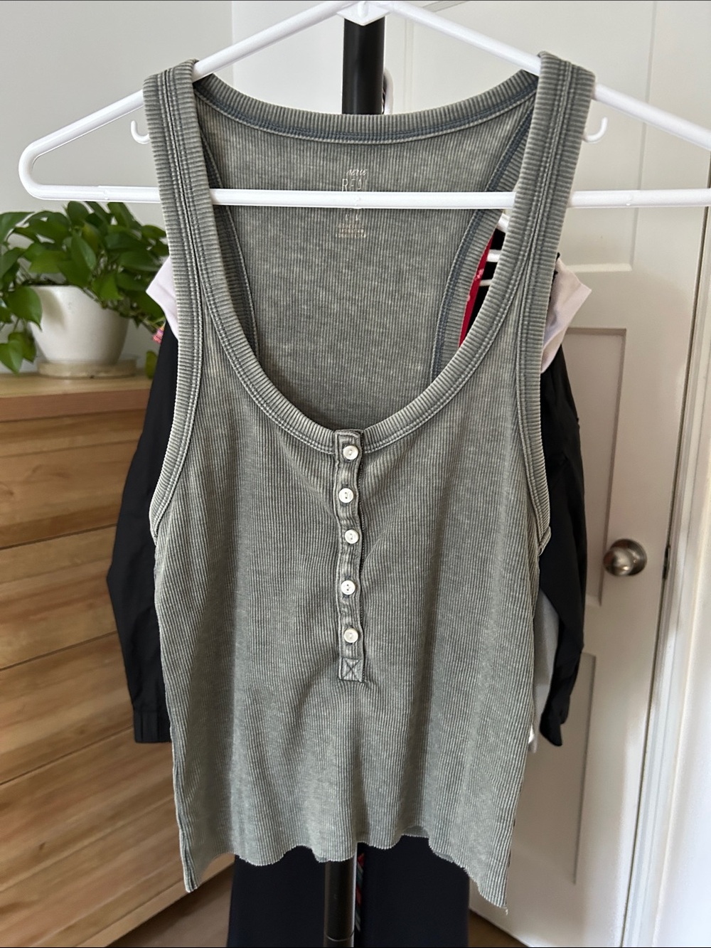 Aerie Tank. Size medium. PTP 13”. Distressed green.